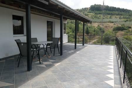 Oasis Of Calmnessε Villa Ardani Bagian luar foto